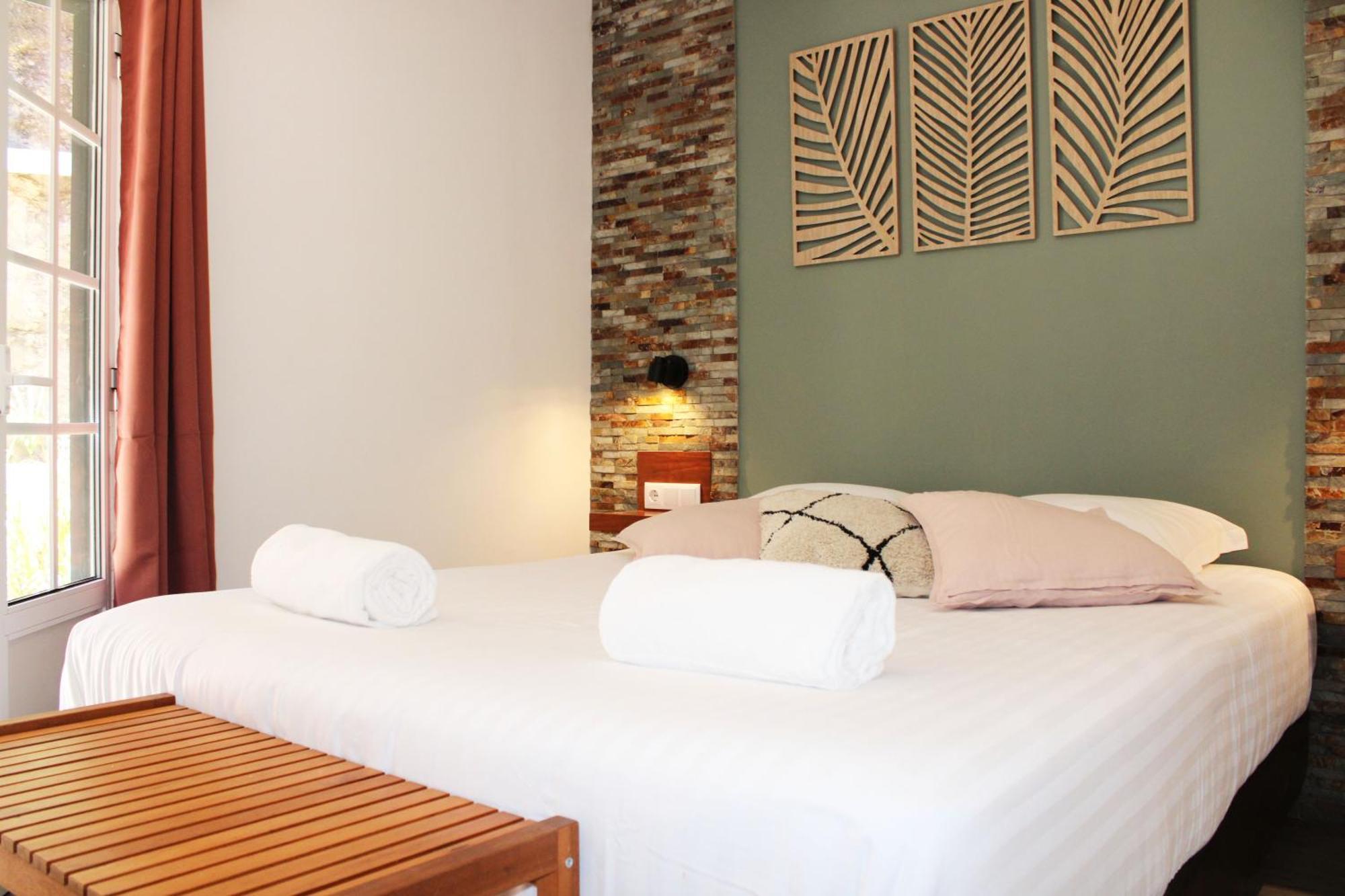 Guesthouse Aljezur Center Rum bild