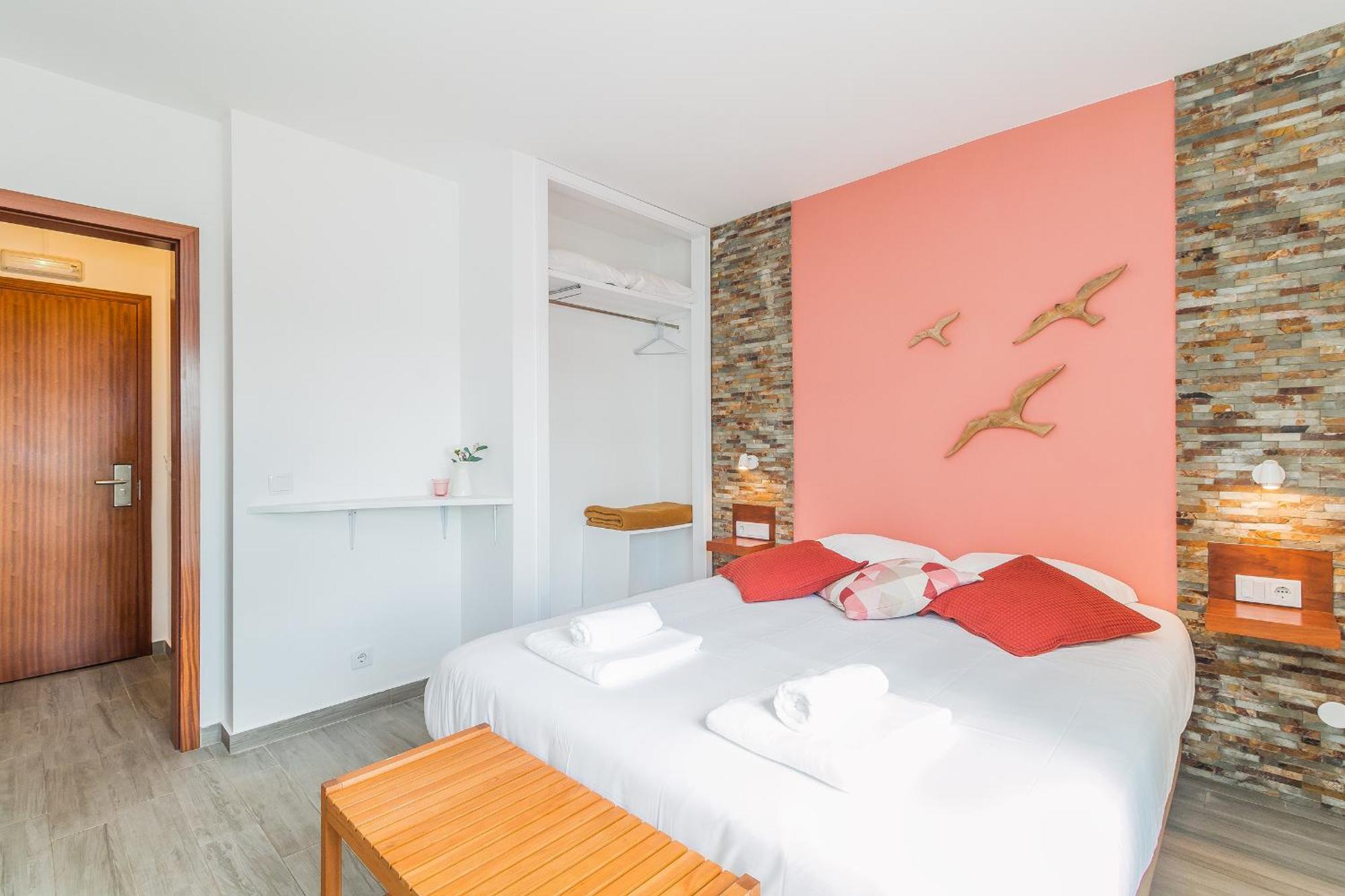 Guesthouse Aljezur Center Rum bild