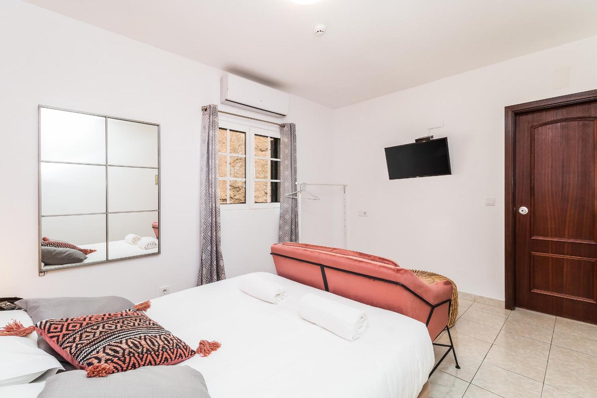 Guesthouse Aljezur Center Rum bild